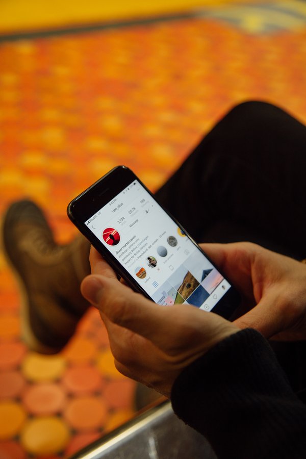 picture of person holding cellphone